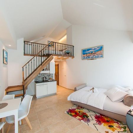 Bazzar Apartments Trogir Exterior photo